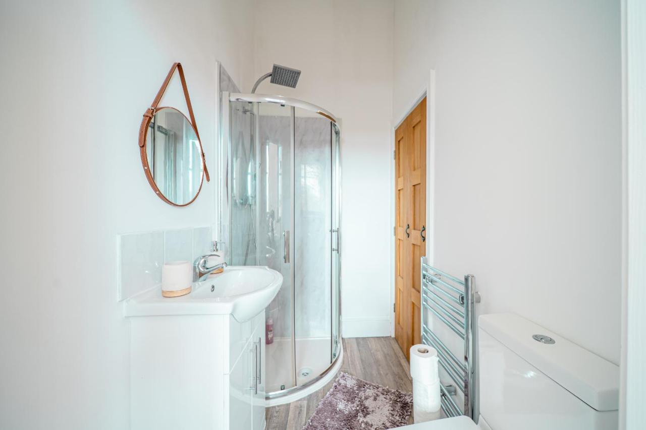 Cozy 1-Bedroom Apartment In The Heart Of Barnsley Town Centre 外观 照片