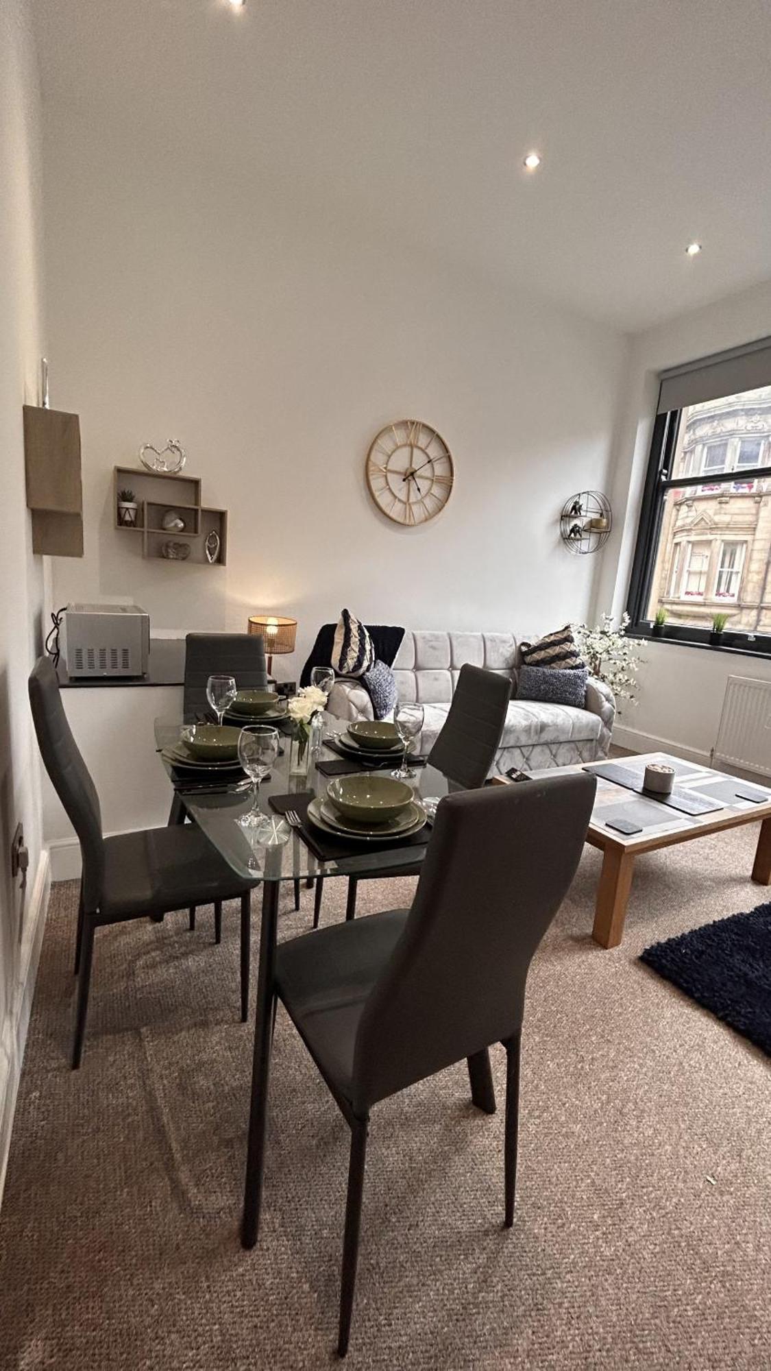 Cozy 1-Bedroom Apartment In The Heart Of Barnsley Town Centre 外观 照片